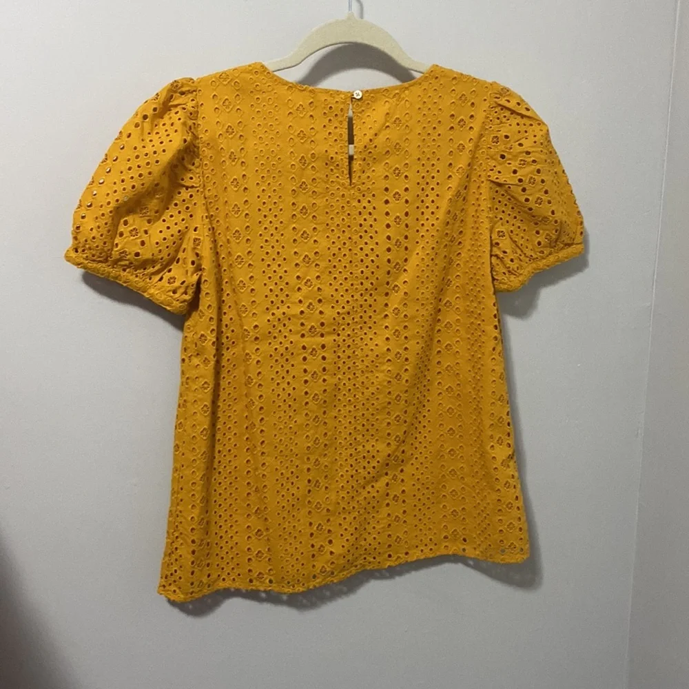 NWOT! J. Crew Eyelet puff-sleeve top 100% cotton‎
